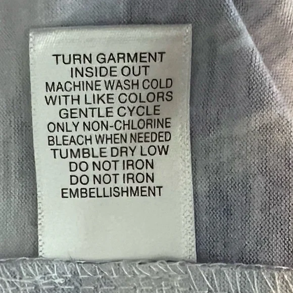 Allison Daley V-Neck Shirt - Picture 6 of 6